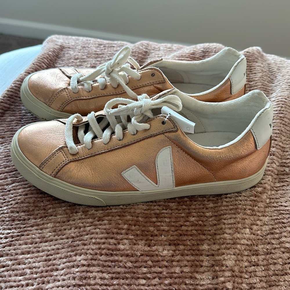 Pink Veja